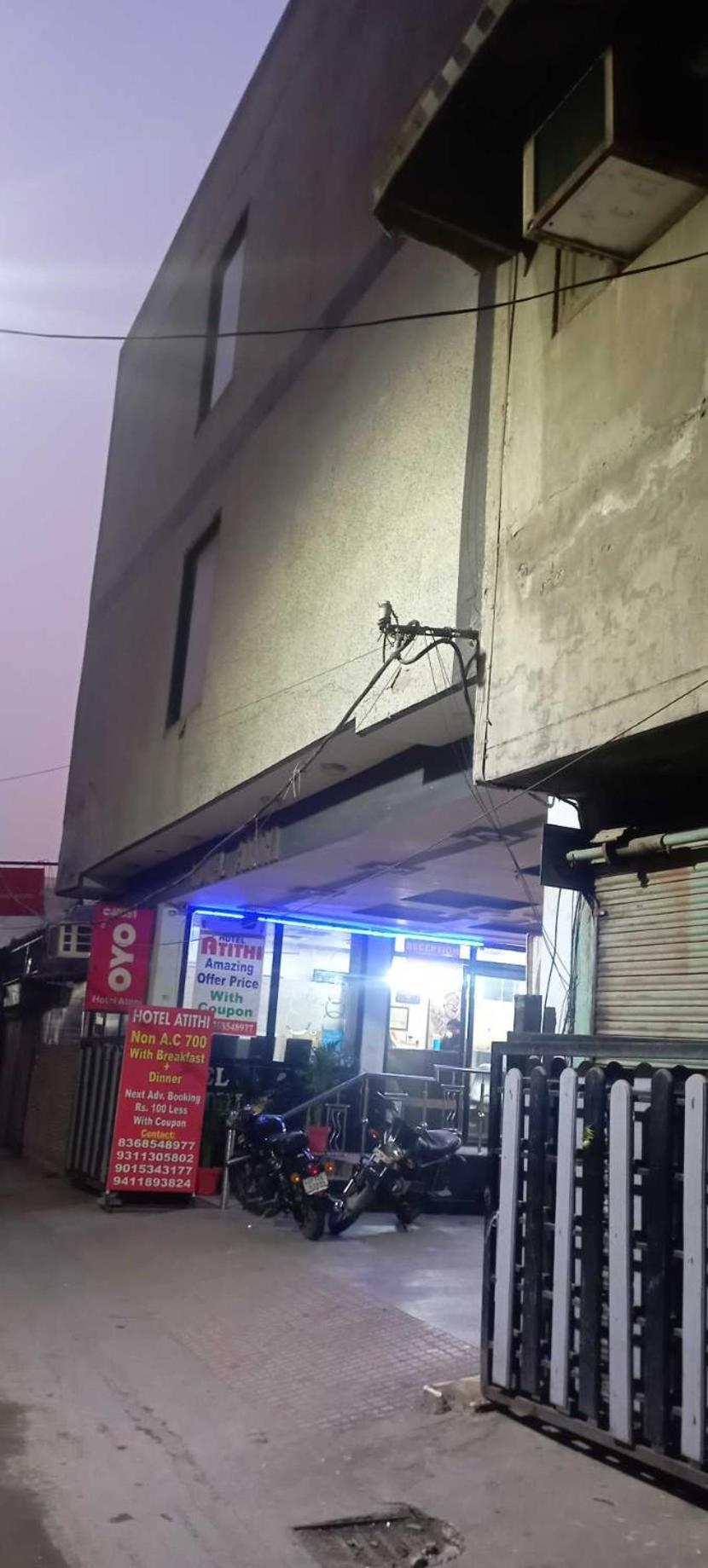 Super Hotel O Athithi Ghaziabad Buitenkant foto